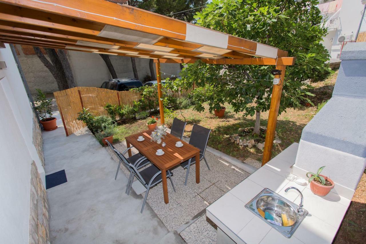 Apartments Pinery Makarska Exterior photo