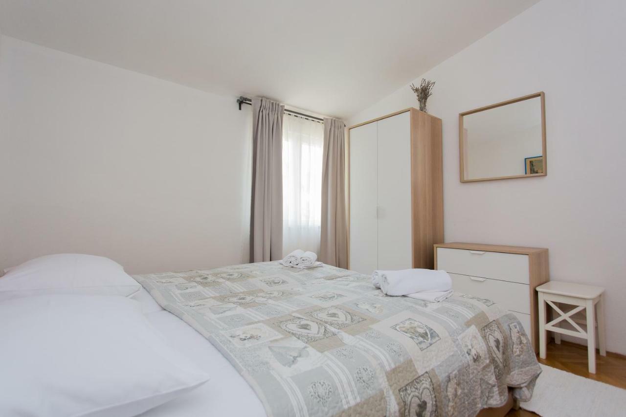 Apartments Pinery Makarska Exterior photo