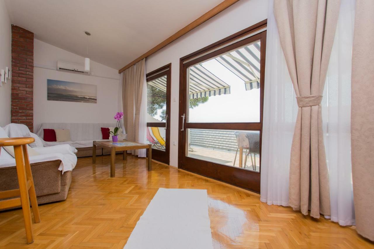 Apartments Pinery Makarska Exterior photo